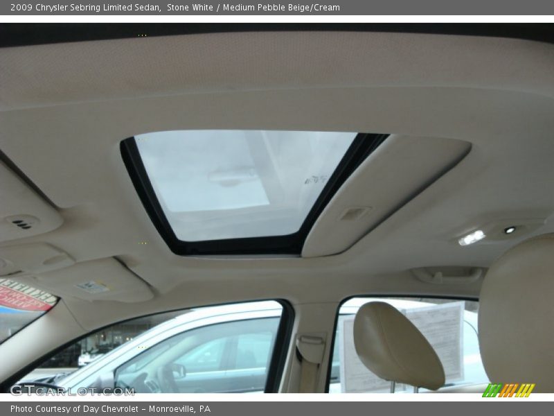 Stone White / Medium Pebble Beige/Cream 2009 Chrysler Sebring Limited Sedan