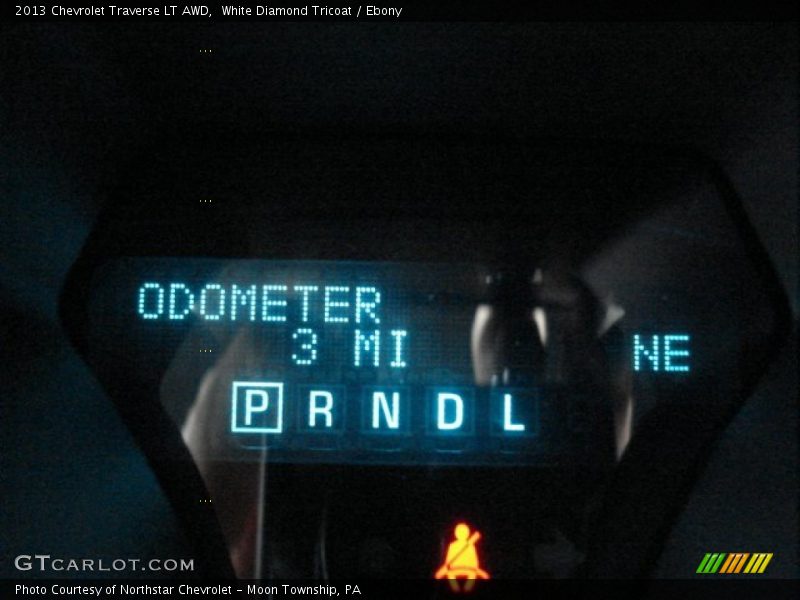 White Diamond Tricoat / Ebony 2013 Chevrolet Traverse LT AWD