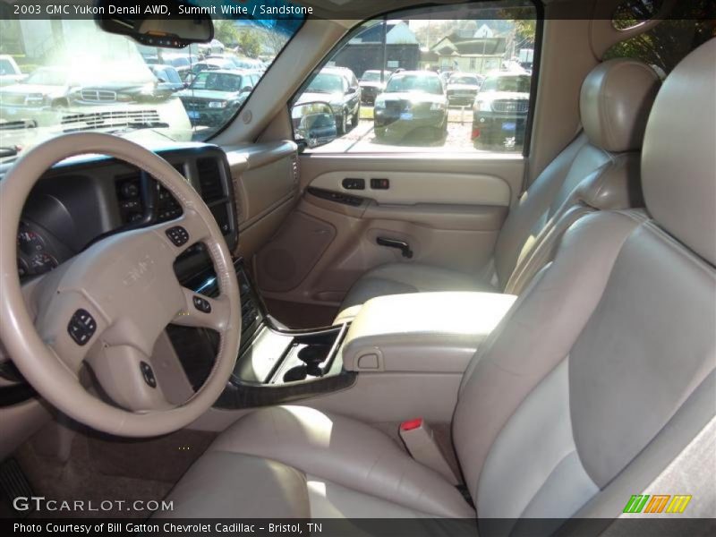Summit White / Sandstone 2003 GMC Yukon Denali AWD