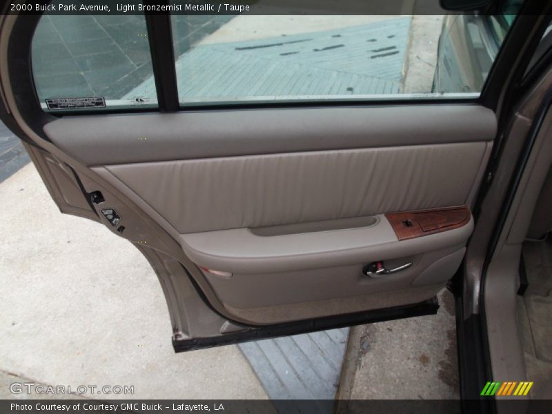 Light Bronzemist Metallic / Taupe 2000 Buick Park Avenue