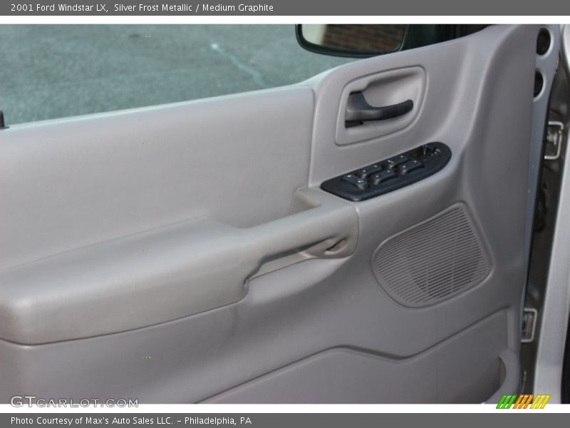 Silver Frost Metallic / Medium Graphite 2001 Ford Windstar LX