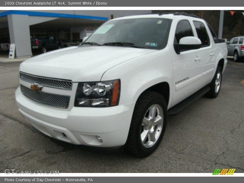 Summit White / Ebony 2009 Chevrolet Avalanche LT 4x4