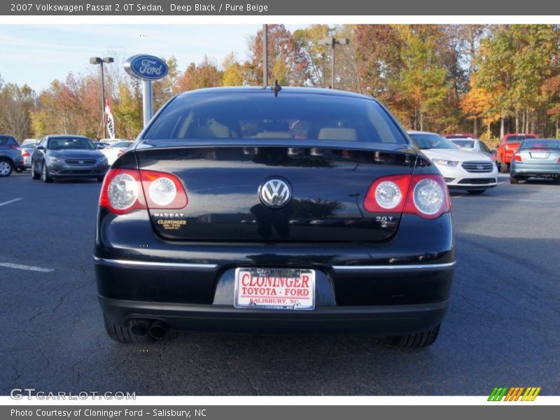 Deep Black / Pure Beige 2007 Volkswagen Passat 2.0T Sedan