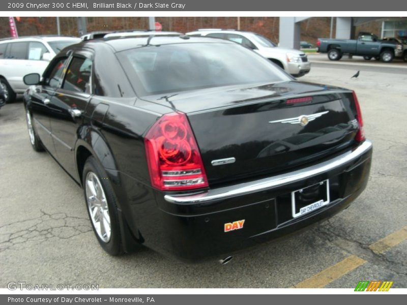 Brilliant Black / Dark Slate Gray 2009 Chrysler 300 C HEMI
