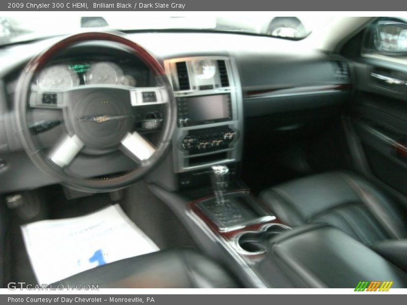 Brilliant Black / Dark Slate Gray 2009 Chrysler 300 C HEMI