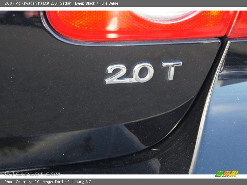 Deep Black / Pure Beige 2007 Volkswagen Passat 2.0T Sedan