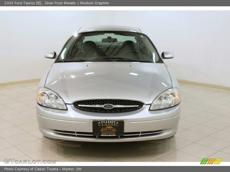 Silver Frost Metallic / Medium Graphite 2003 Ford Taurus SES