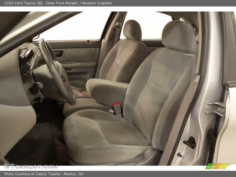Front Seat of 2003 Taurus SES