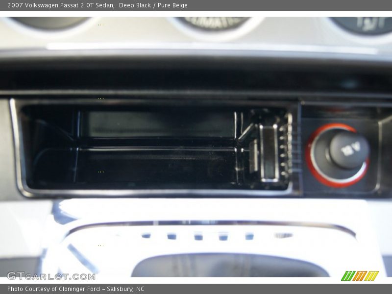 Deep Black / Pure Beige 2007 Volkswagen Passat 2.0T Sedan