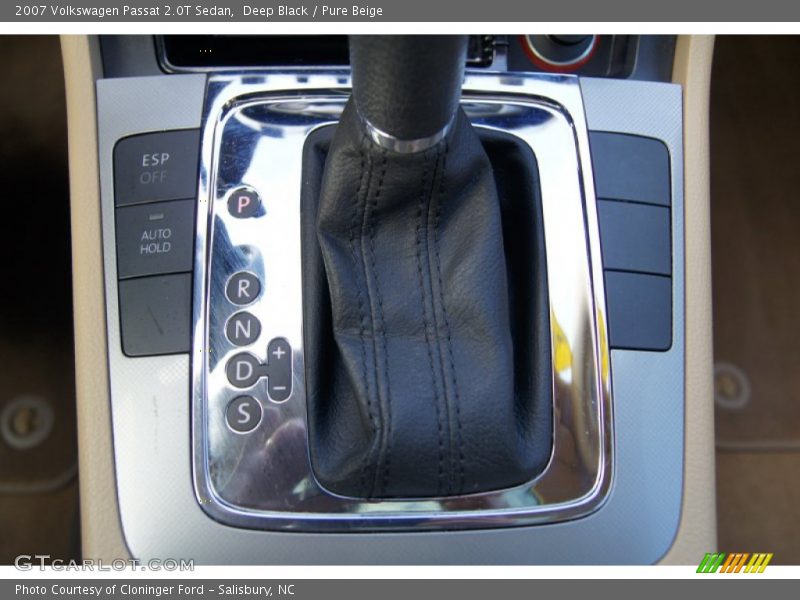 Deep Black / Pure Beige 2007 Volkswagen Passat 2.0T Sedan