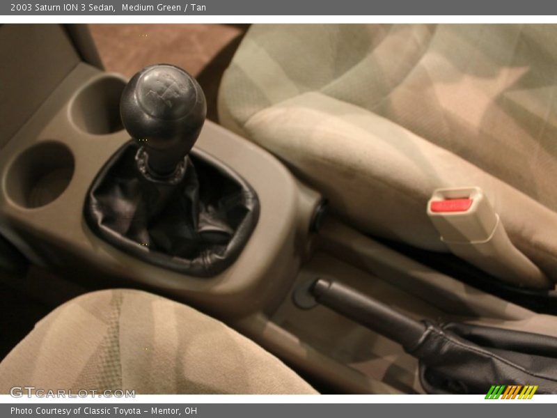  2003 ION 3 Sedan 5 Speed Manual Shifter