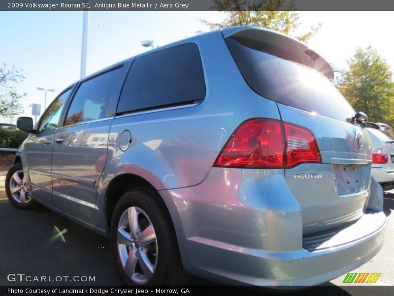 Antigua Blue Metallic / Aero Grey 2009 Volkswagen Routan SE