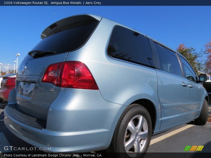 Antigua Blue Metallic / Aero Grey 2009 Volkswagen Routan SE