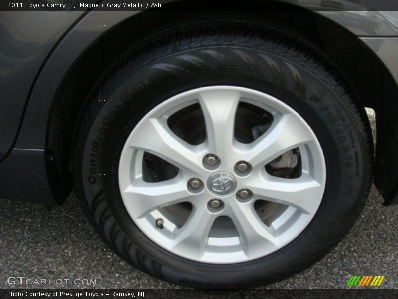 Magnetic Gray Metallic / Ash 2011 Toyota Camry LE