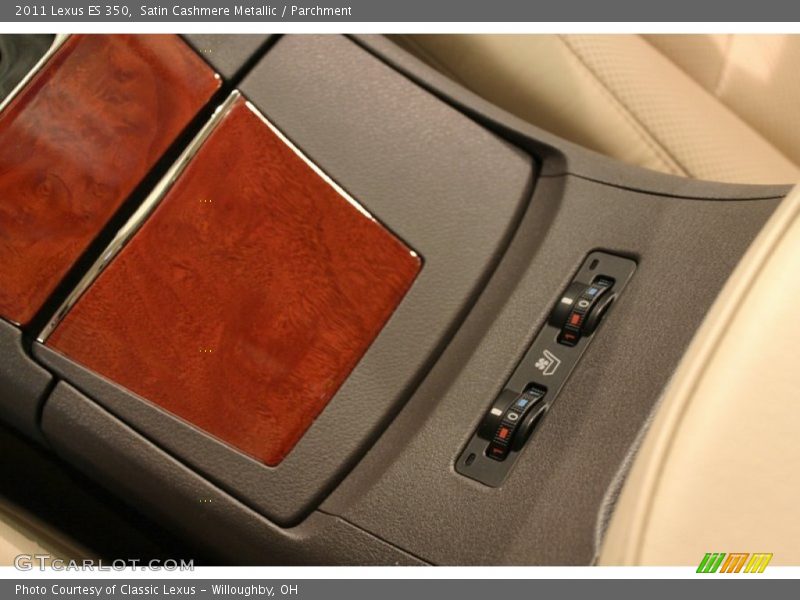 Satin Cashmere Metallic / Parchment 2011 Lexus ES 350