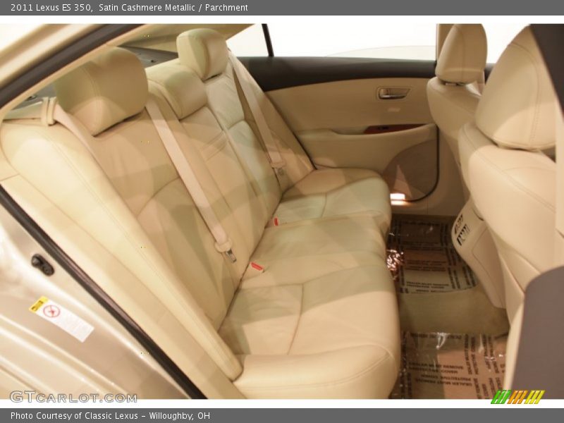 Satin Cashmere Metallic / Parchment 2011 Lexus ES 350