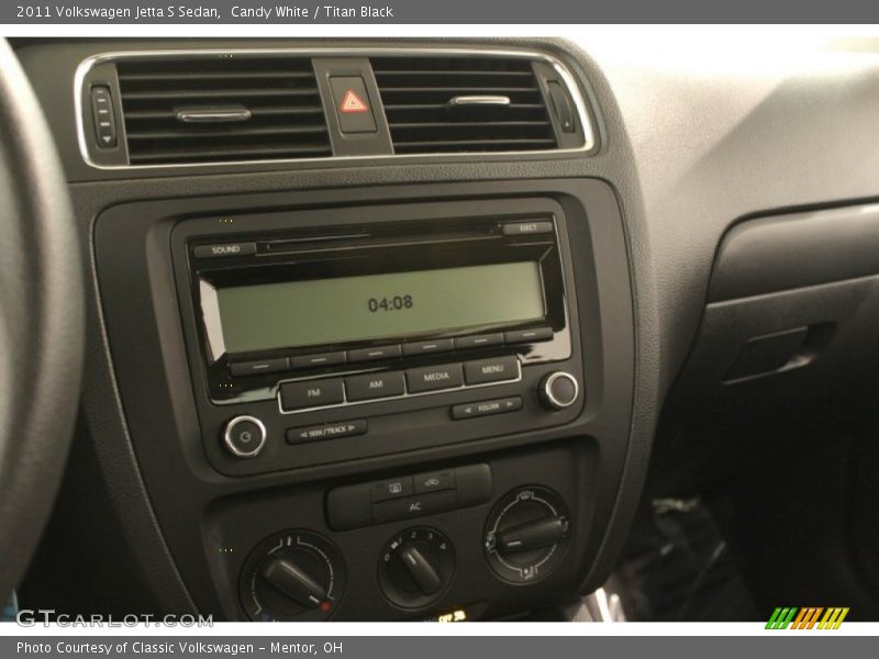 Candy White / Titan Black 2011 Volkswagen Jetta S Sedan