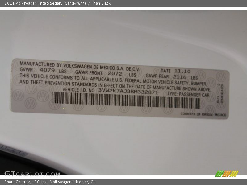 Candy White / Titan Black 2011 Volkswagen Jetta S Sedan