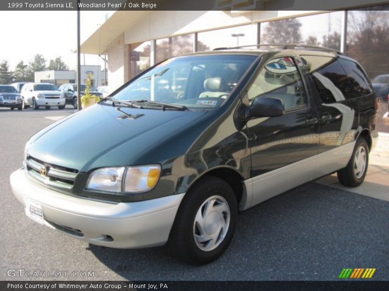 Woodland Pearl / Oak Beige 1999 Toyota Sienna LE