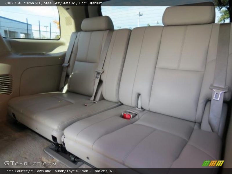 Steel Gray Metallic / Light Titanium 2007 GMC Yukon SLT