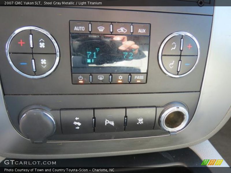 Steel Gray Metallic / Light Titanium 2007 GMC Yukon SLT