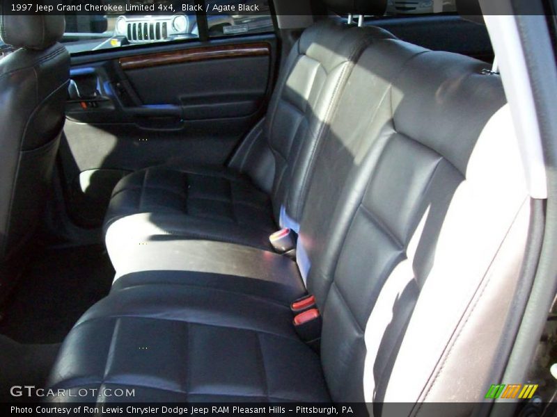 Black / Agate Black 1997 Jeep Grand Cherokee Limited 4x4