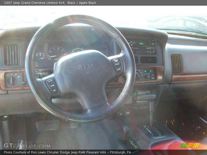 Black / Agate Black 1997 Jeep Grand Cherokee Limited 4x4