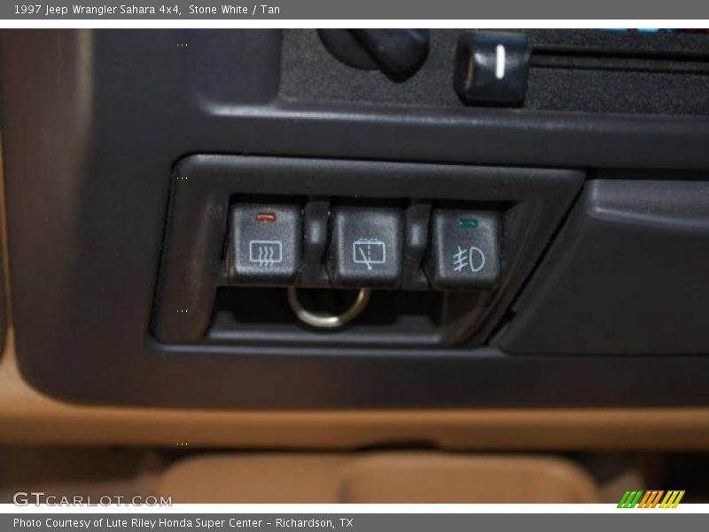Stone White / Tan 1997 Jeep Wrangler Sahara 4x4
