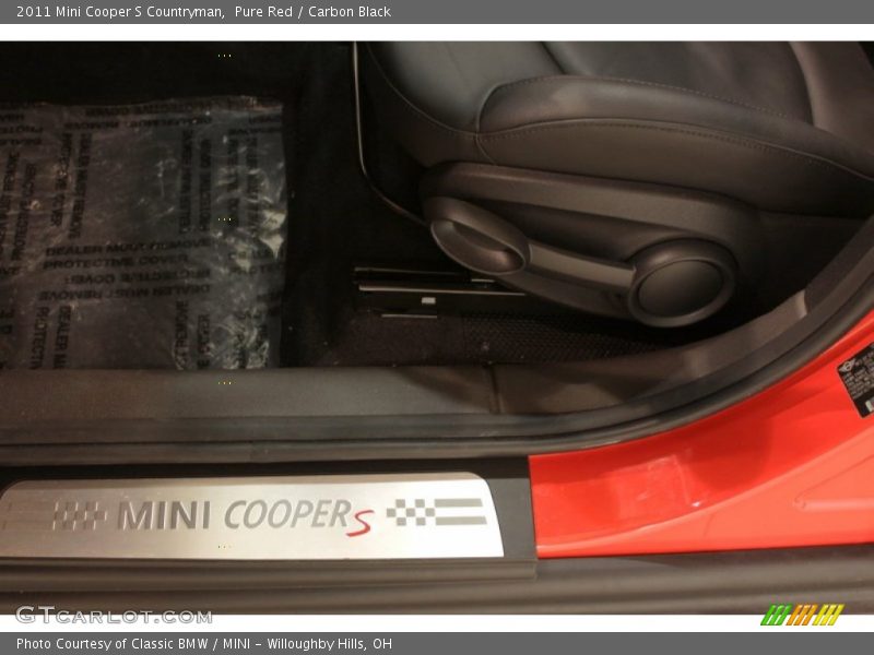 Pure Red / Carbon Black 2011 Mini Cooper S Countryman