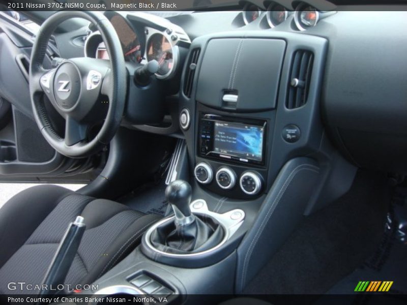 Magnetic Black / Black 2011 Nissan 370Z NISMO Coupe