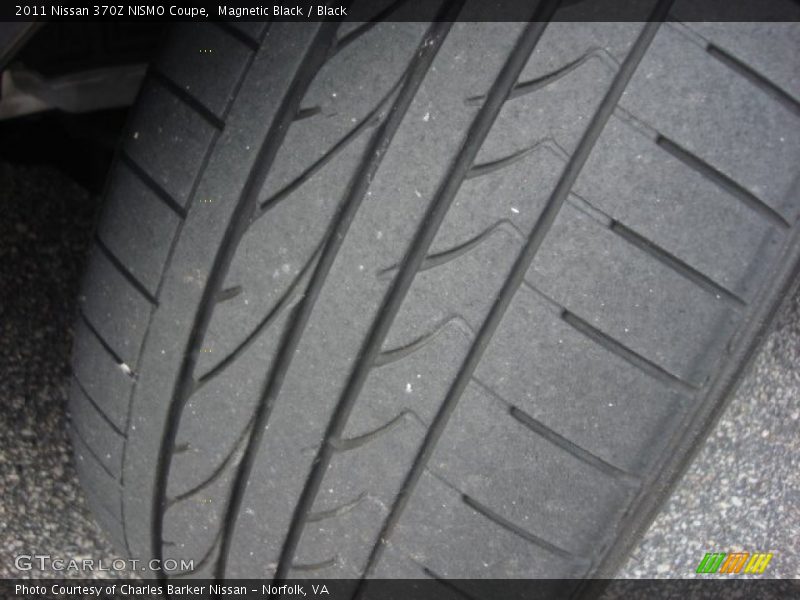Magnetic Black / Black 2011 Nissan 370Z NISMO Coupe
