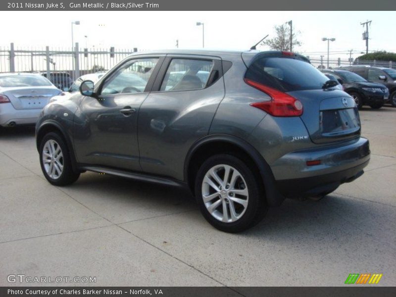 Gun Metallic / Black/Silver Trim 2011 Nissan Juke S