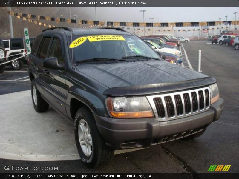 Onyx Green Pearlcoat / Dark Slate Gray 2002 Jeep Grand Cherokee Laredo 4x4