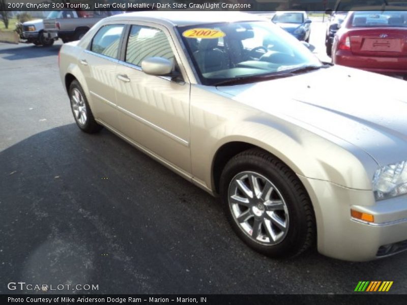 Linen Gold Metallic / Dark Slate Gray/Light Graystone 2007 Chrysler 300 Touring