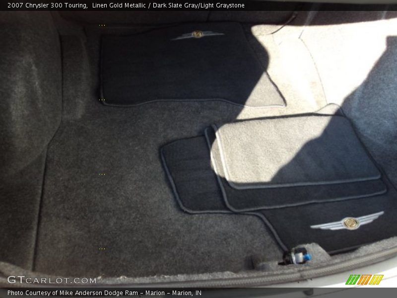 Linen Gold Metallic / Dark Slate Gray/Light Graystone 2007 Chrysler 300 Touring