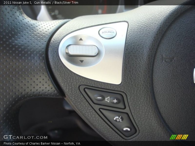 Gun Metallic / Black/Silver Trim 2011 Nissan Juke S