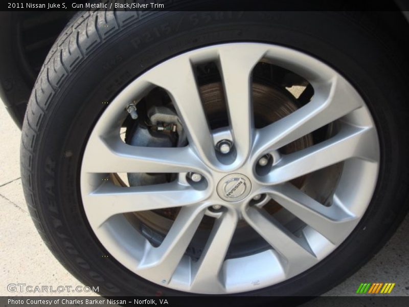 Gun Metallic / Black/Silver Trim 2011 Nissan Juke S