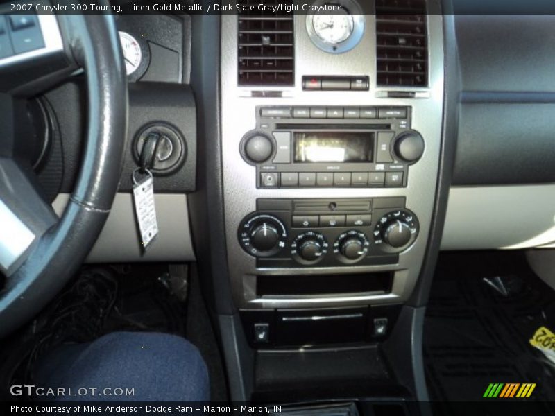 Linen Gold Metallic / Dark Slate Gray/Light Graystone 2007 Chrysler 300 Touring