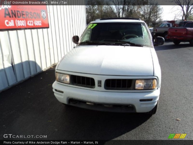 White / Tan 1997 Oldsmobile Bravada AWD
