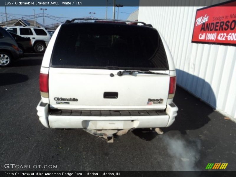 White / Tan 1997 Oldsmobile Bravada AWD