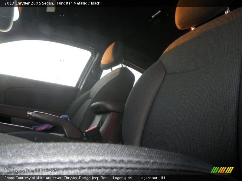 Tungsten Metallic / Black 2013 Chrysler 200 S Sedan