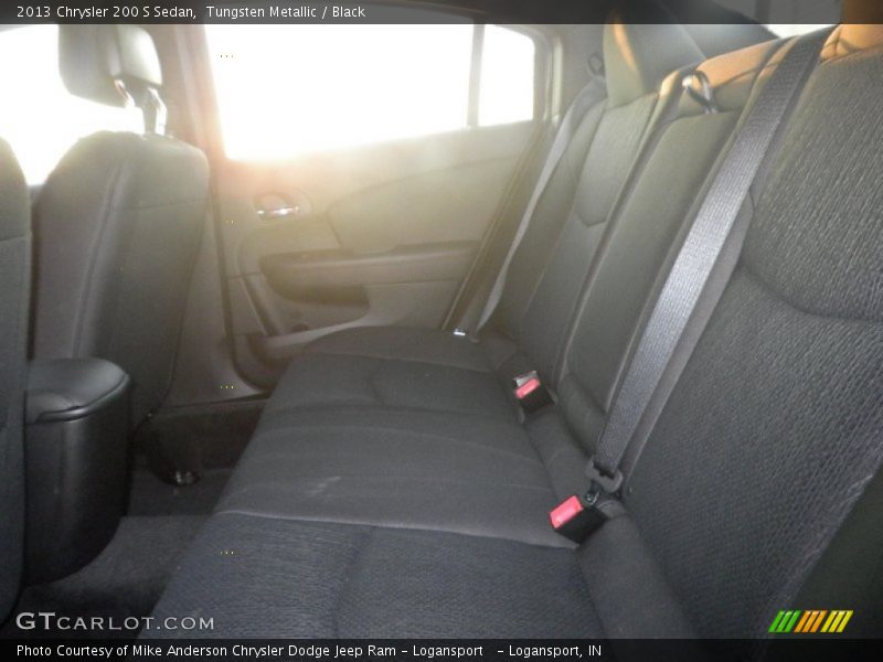 Tungsten Metallic / Black 2013 Chrysler 200 S Sedan