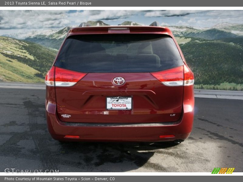 Salsa Red Pearl / Bisque 2013 Toyota Sienna LE