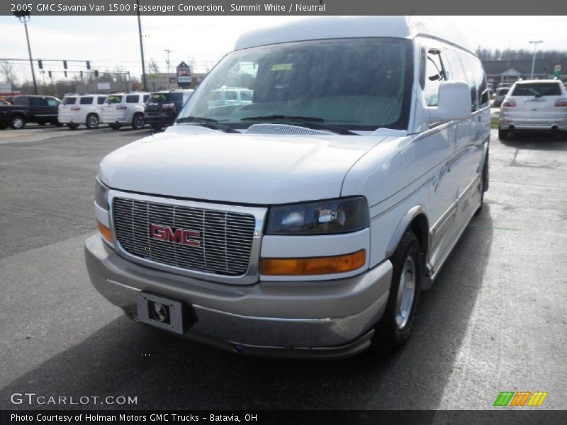 Summit White / Neutral 2005 GMC Savana Van 1500 Passenger Conversion