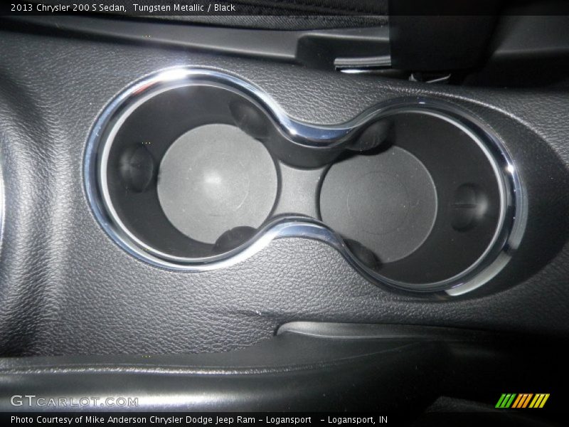 Tungsten Metallic / Black 2013 Chrysler 200 S Sedan