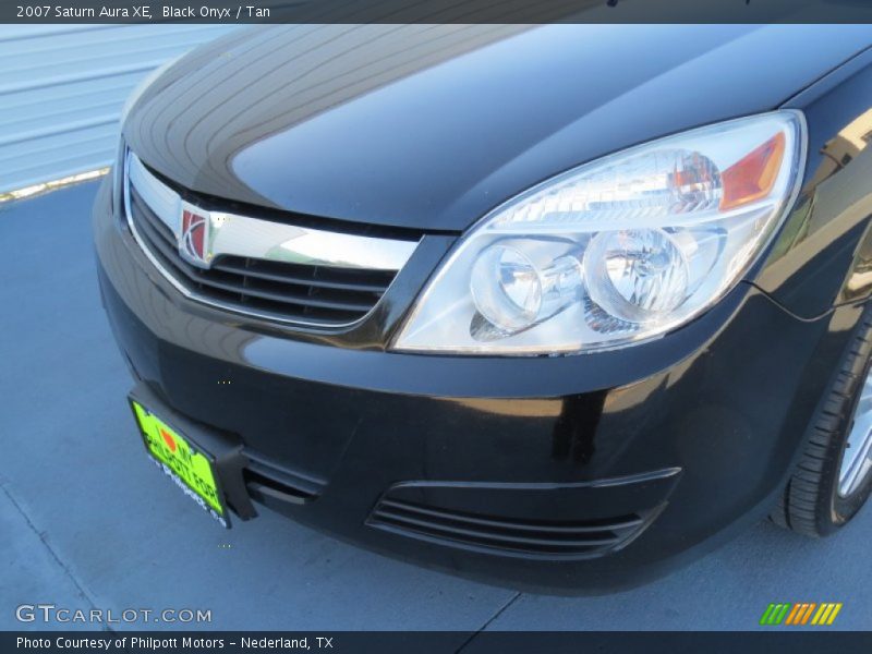 Black Onyx / Tan 2007 Saturn Aura XE