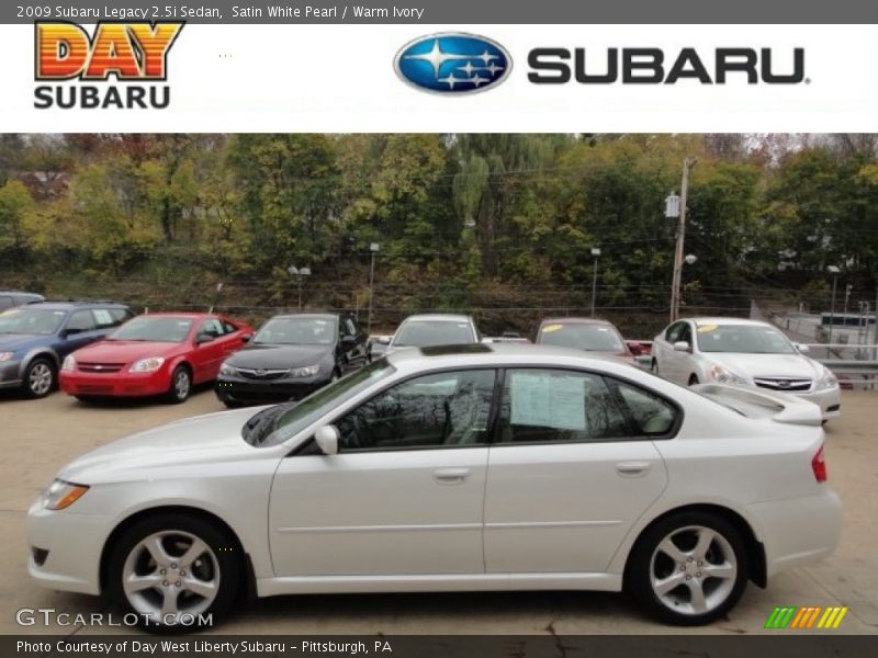 Satin White Pearl / Warm Ivory 2009 Subaru Legacy 2.5i Sedan