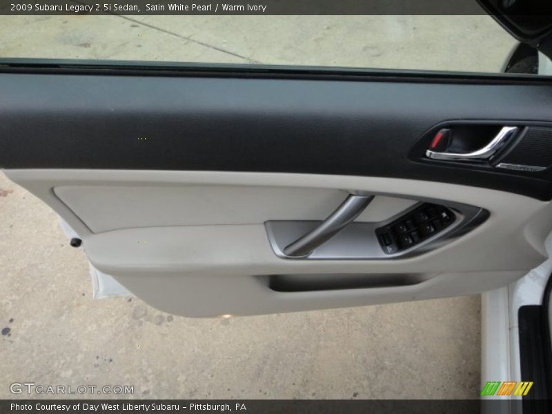 Satin White Pearl / Warm Ivory 2009 Subaru Legacy 2.5i Sedan
