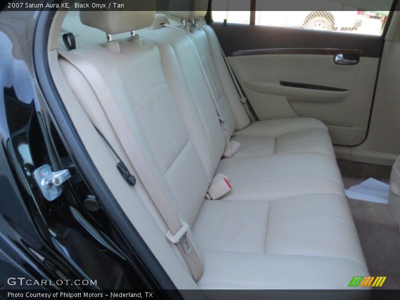Black Onyx / Tan 2007 Saturn Aura XE