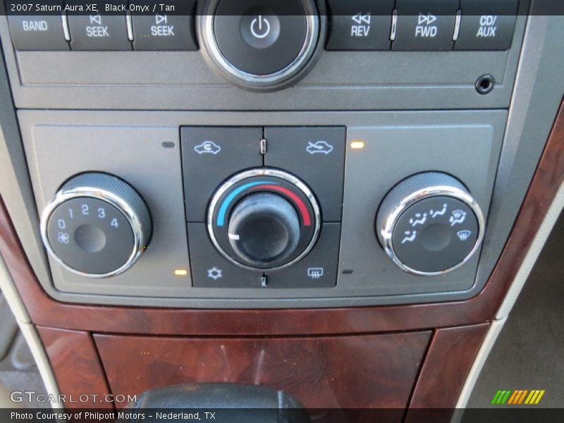 Black Onyx / Tan 2007 Saturn Aura XE